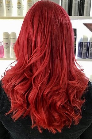 BRIGHT HAIR COLOURS AT BEST HAIRDRESSING SALON IN BUCKINGHAMSHIRE