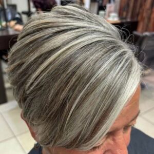 BEAUTIFUL NATURAL GREY HAIR BLENDING