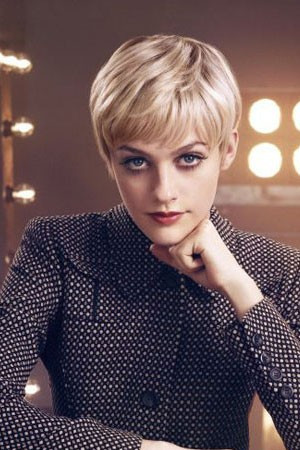 SHORT-HAIRSTYLES-AT-THE-BEST-HAIRDRESSERS-IN-HIGH-WYCOMBE-BUCKINGHAMSHIRE